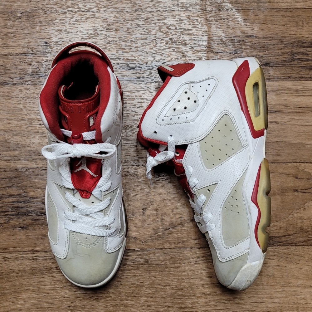 Nike Boys Air Jordan 6 Retro 384665-113 Red White Sz 6.5 / Sz 8 women - Picture 3 of 10